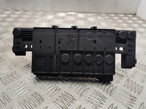 Land rover discovery battery - land,