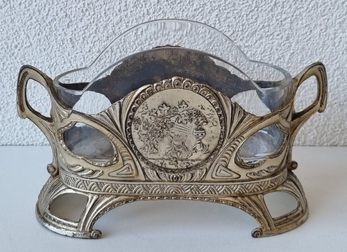 Beautiful art nouveau cast - beautiful,