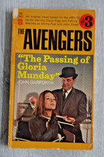 The Avengers Book The Passing of Gloria Munday #3 VTG 1967 Garforth John Steed