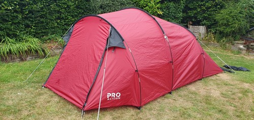 Pro action person - 4, room