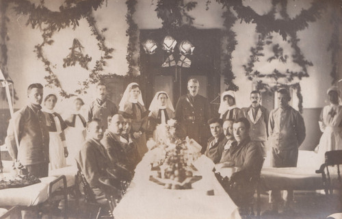Ww1 hospital ward nurses - ww1,
