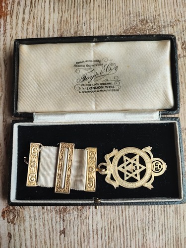 Vintage gilt metal royal - vintage,