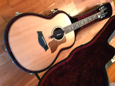 2015 Taylor 858e 12 string