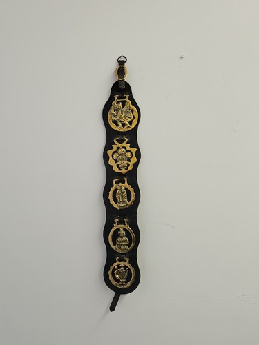 Vintage horse brasses - brasses, x