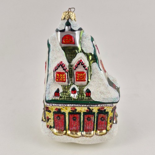 Dept reindeer barn - barn, glass
