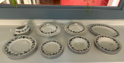 Royal doulton burgundy dinner - doulton,