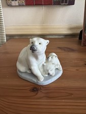 LLADRO Polar Bear N Cubs