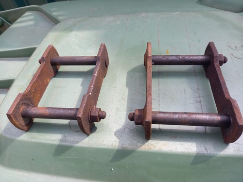Ford corsair pair leaf - pair,