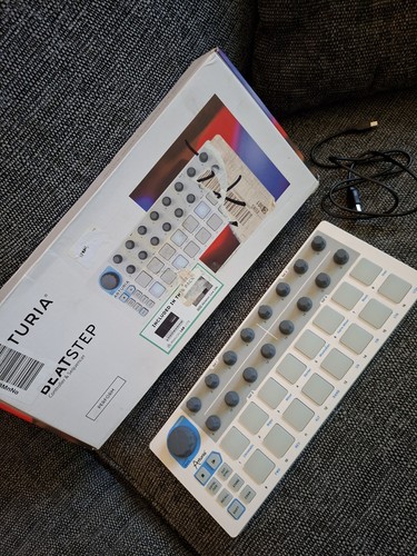 Arturia beatstep - arturia,