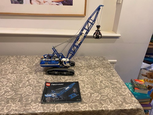 Lego technic crawler crane - technic:,