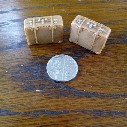 Dolls house miniature pair - dolls, of