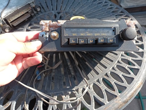 Motorola 184 car radio - motorola,
