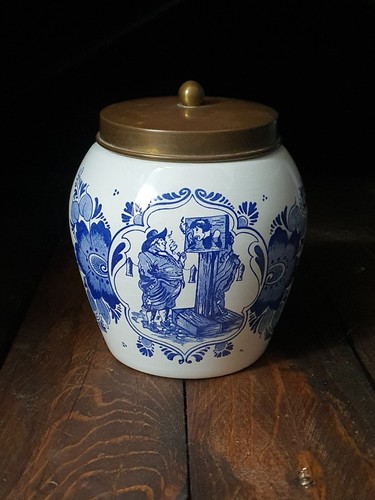 Vintage handpainted delft - handpainted,