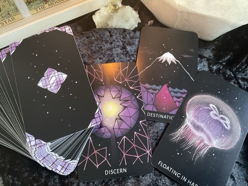 Dark moon damsel oracle deck - dark,