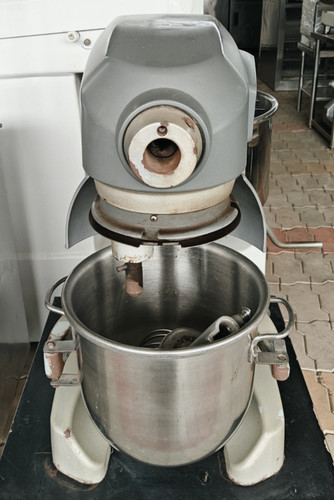 Hobart hl200 1std 20qt mixer - hobart,