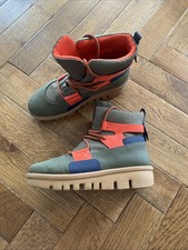  Women Fitflop Waking Boots