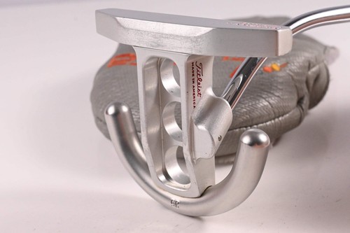 Scotty cameron futura putter - scotty,
