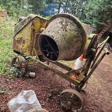 Running 1962 Diesel cement