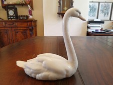 A Lladro 'Graceful Swan'