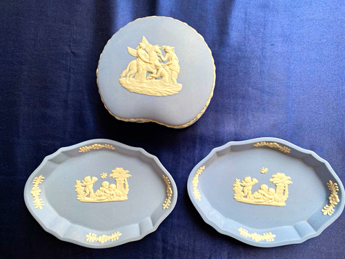 Vintage wedgwood blue - wedgwood,