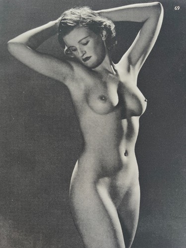 Striking nude study plate - , 69