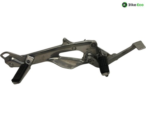 Right front plate - front, yamaha
