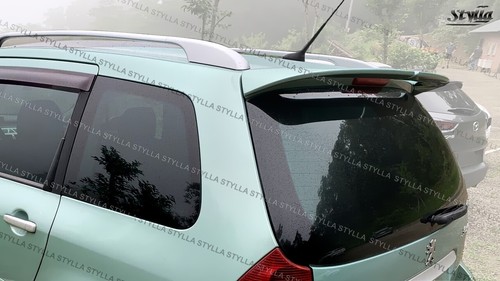 Spoiler rear roof top - rear,