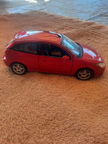 Maisto scale ford focus - 1:24,