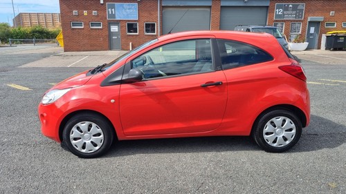 Ford studio red 3dr - ford,