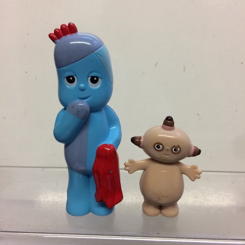 The night garden figures - in,