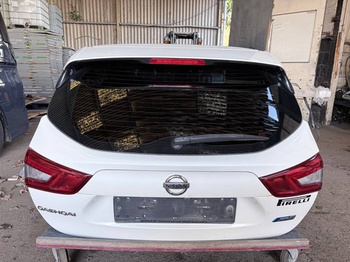 Tailgate boot nissan qashqai - boot,