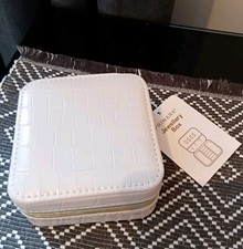 Travel Zipped Jewellery Box