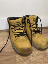 DeWalt Craftsman Honey Safety boots, Size 10