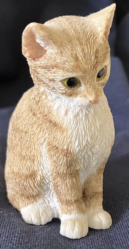 Sherratt simpson figurine - figurine, '