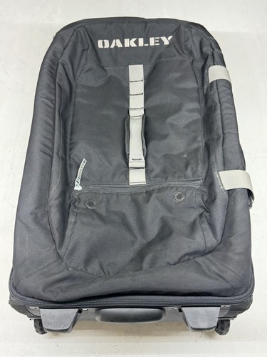 Oakley luggage wheeled - oakley,