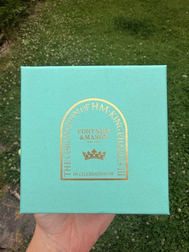 Fortnum mason king charles - &,