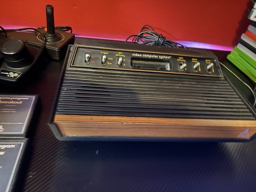 Vintage atari 2600 console - 2600,
