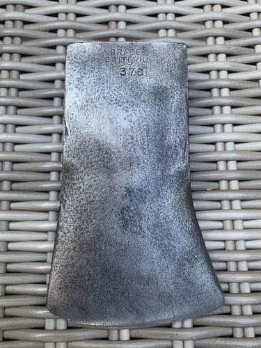 Brades criterion 378 - 1, axe