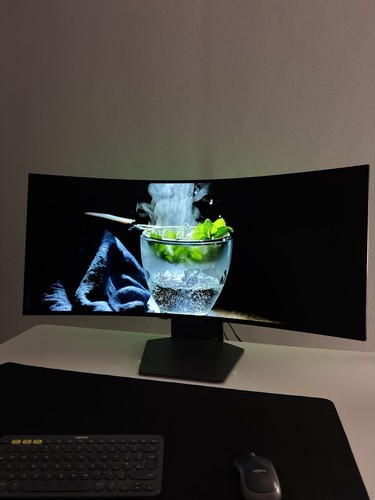 Ultragear curved oled - curved,