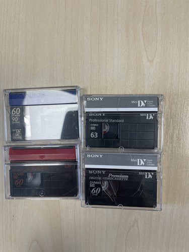 Mini video tapes 4 - video,