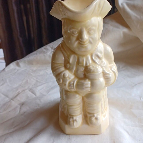 Arthur wood cream ceramic toby - wood,