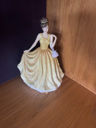 Royal doulton pretty ladies - doulton,