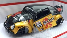 Maisto 1/24 Scale Diecast 31023 - Volkswagen Beetle V Bugz #89 - Black/Gold