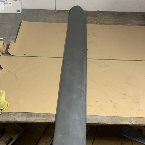 Vauxhall vivaro windscreen - vauxhall,