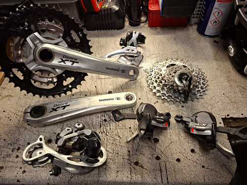 Shimano deore groupset - deore, xt
