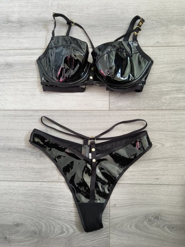 Bnwt ann summers black pvc - black,