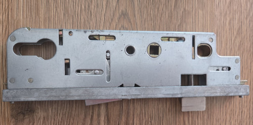45mm backset multipoint - gu,