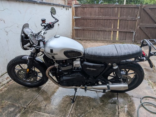 Triumph street twin with - triumph,