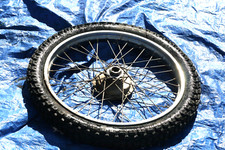 1975 KAWASAKI KE 175 OEM FRONT