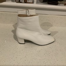 RUSSELL & BROMLEY white leather new Barbie Boots UK 6.5 us 8.5 Joseph azagury